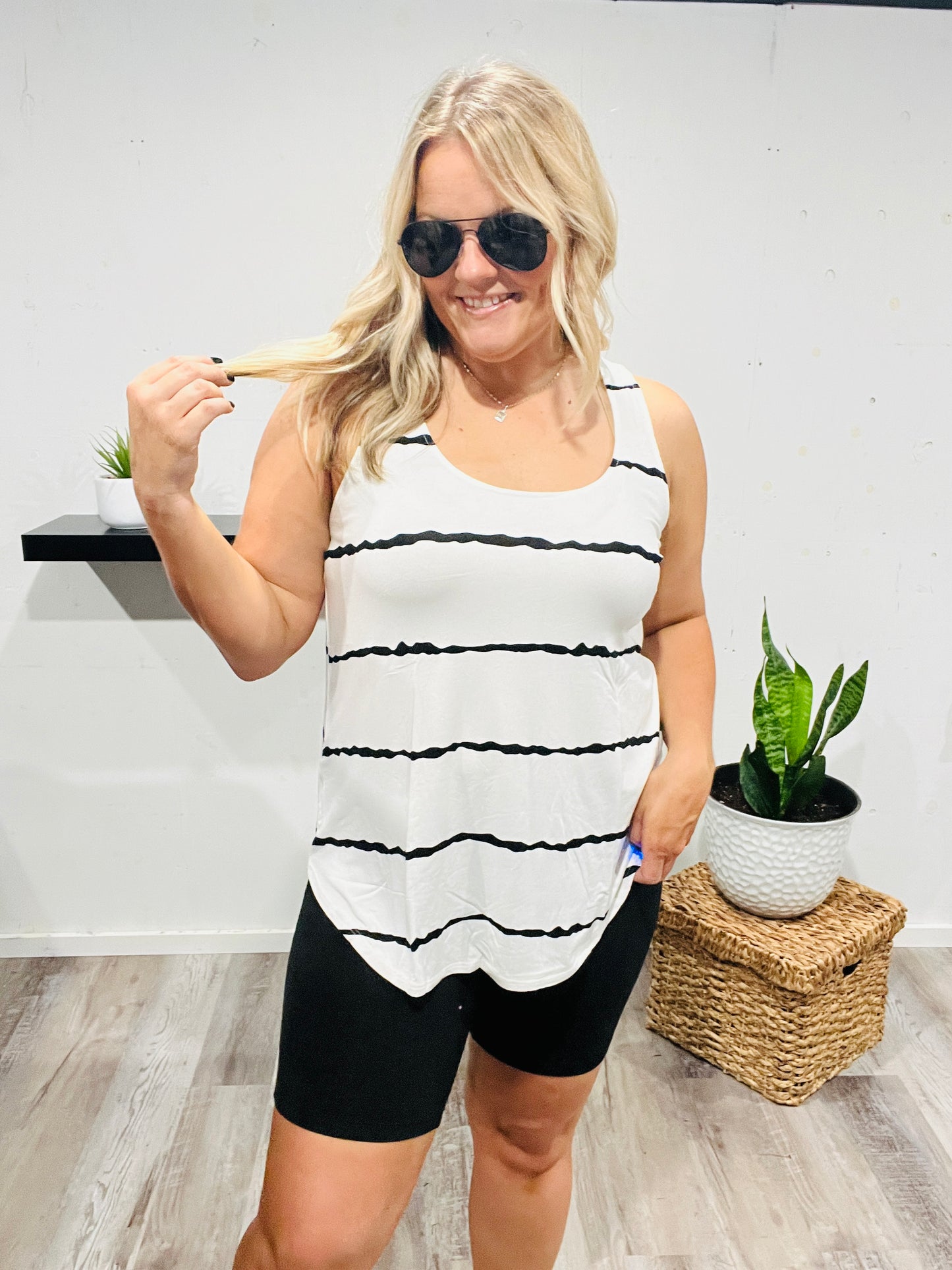 π€ Yin and Yang Flowy Tank