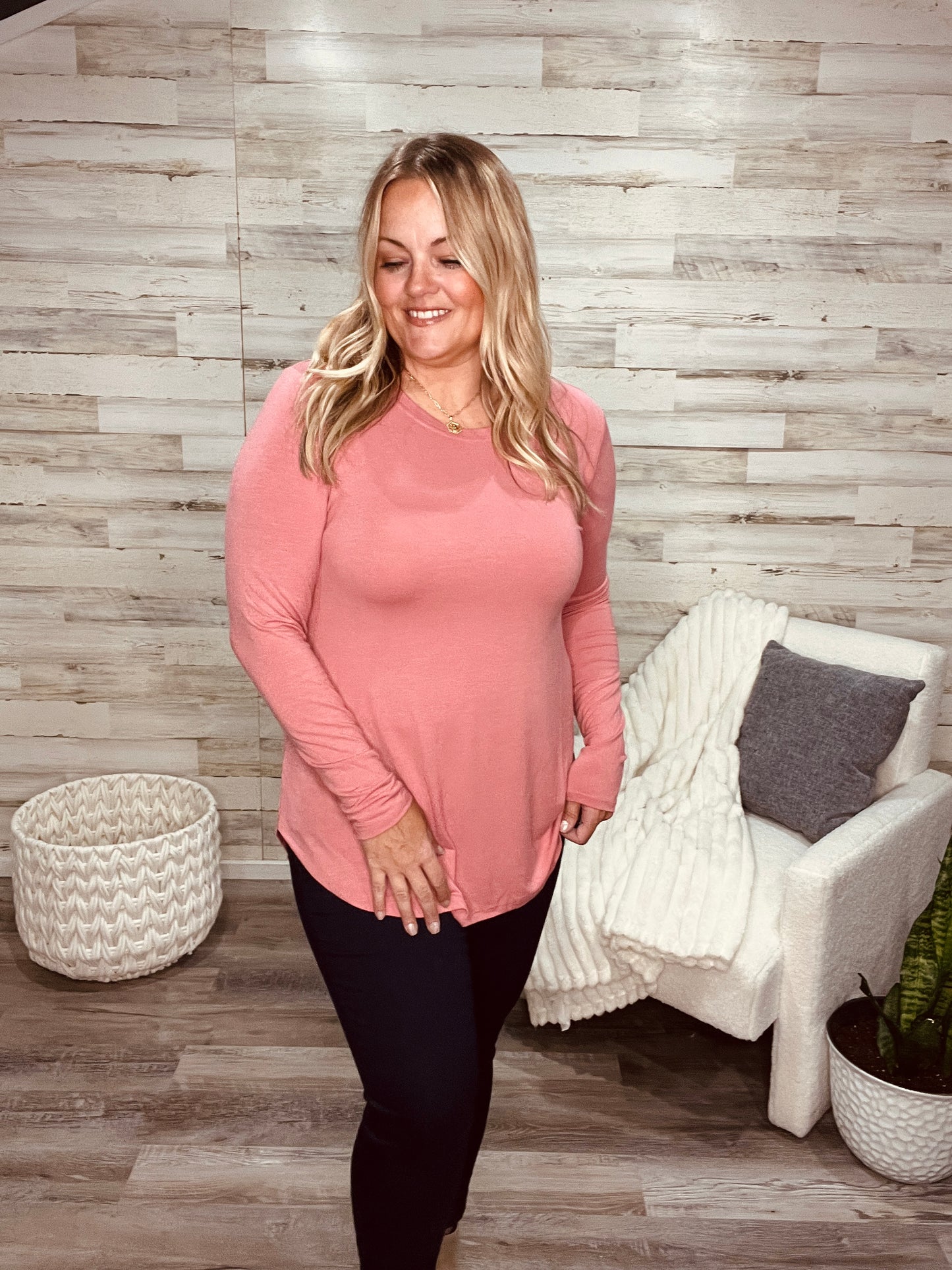 Humble Me Winter Rose Staple
