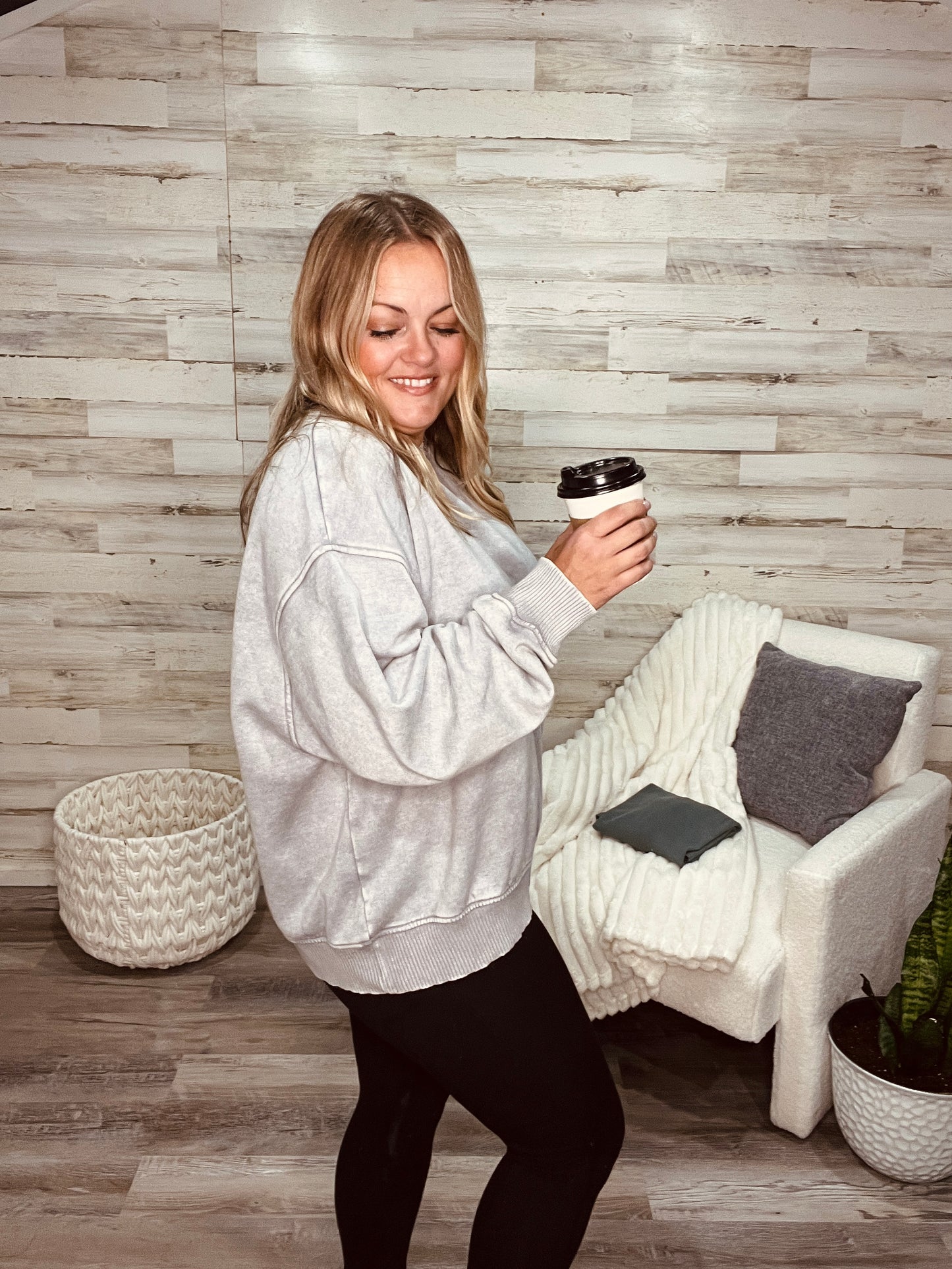 Cloud 9 Cozy Washed Fleece Crew