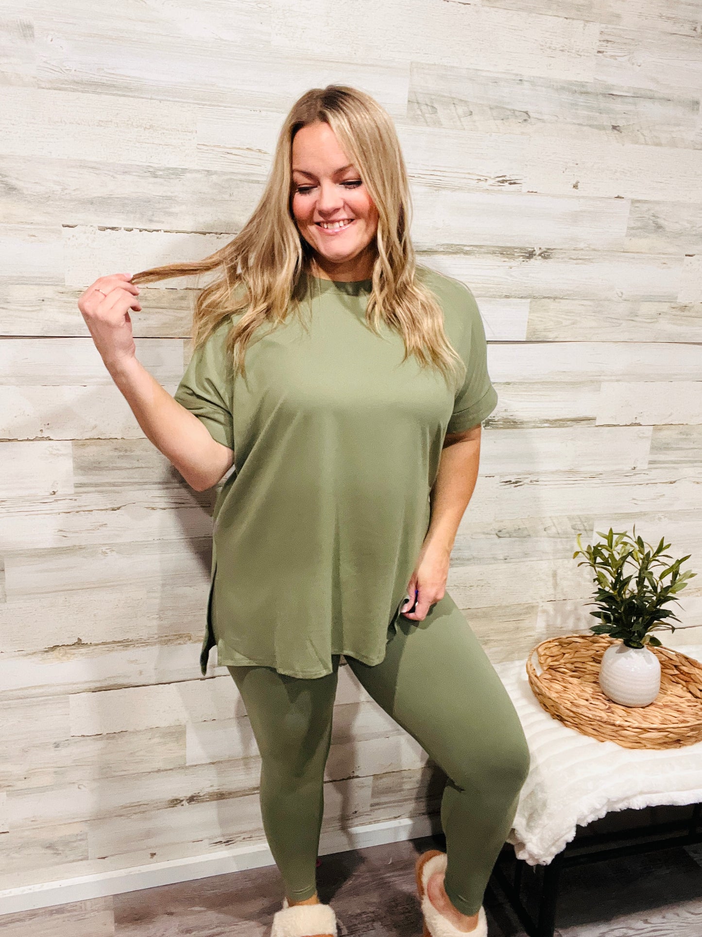 π€ Olive Green Lounge Set