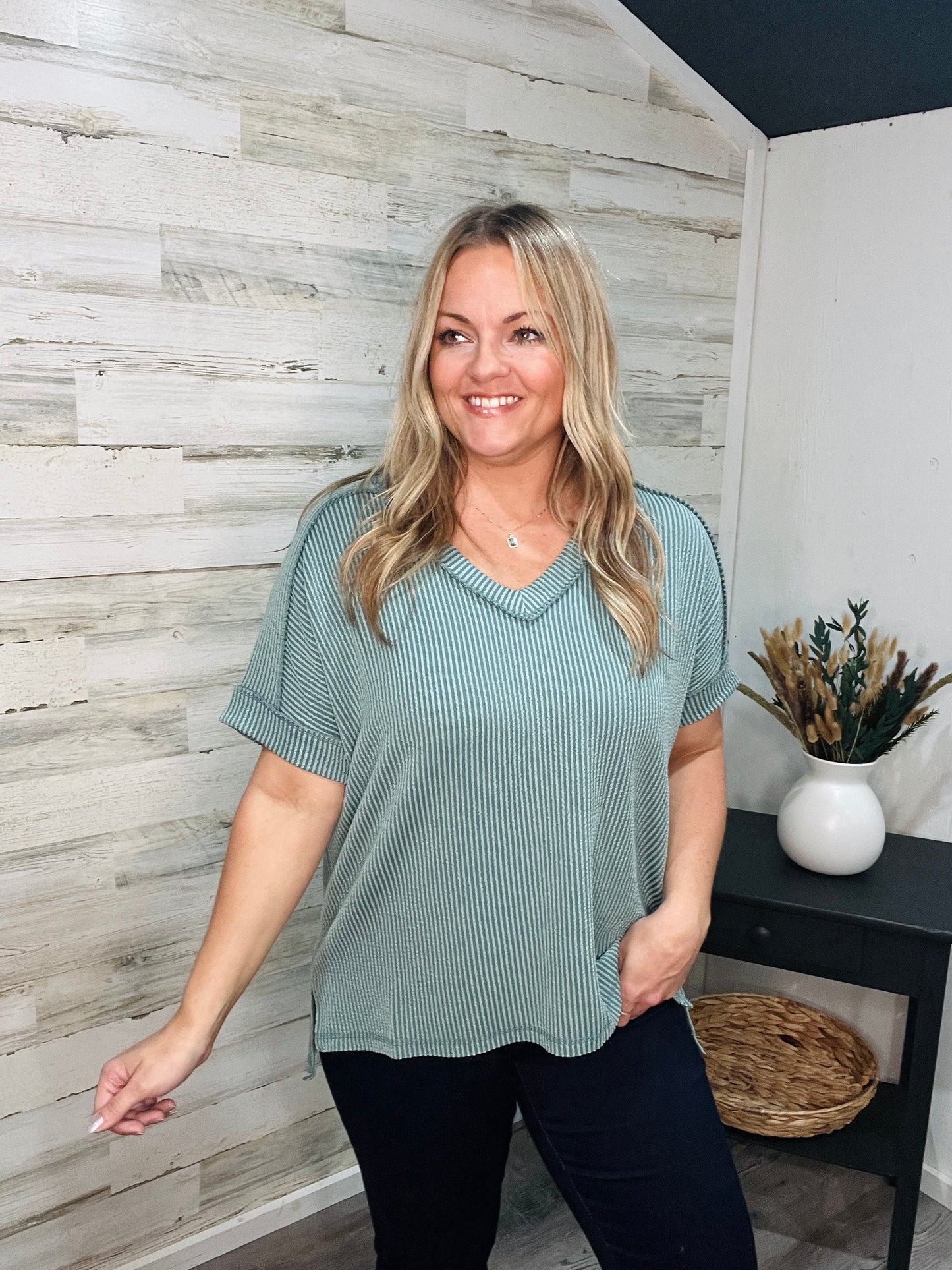 🤍Ash Jade Elevated Tee