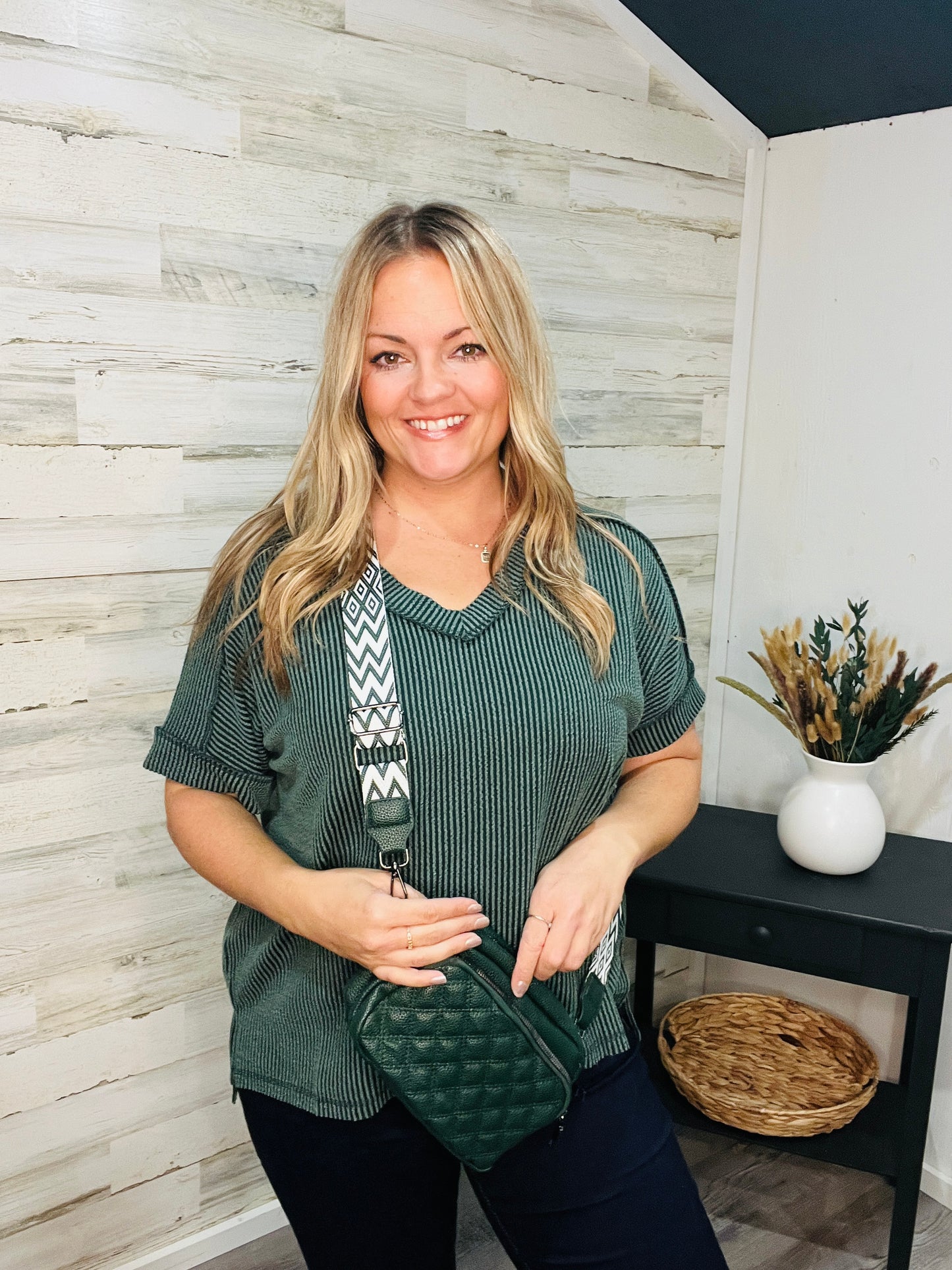 🤍Emerald Vegan Leather Crossbody