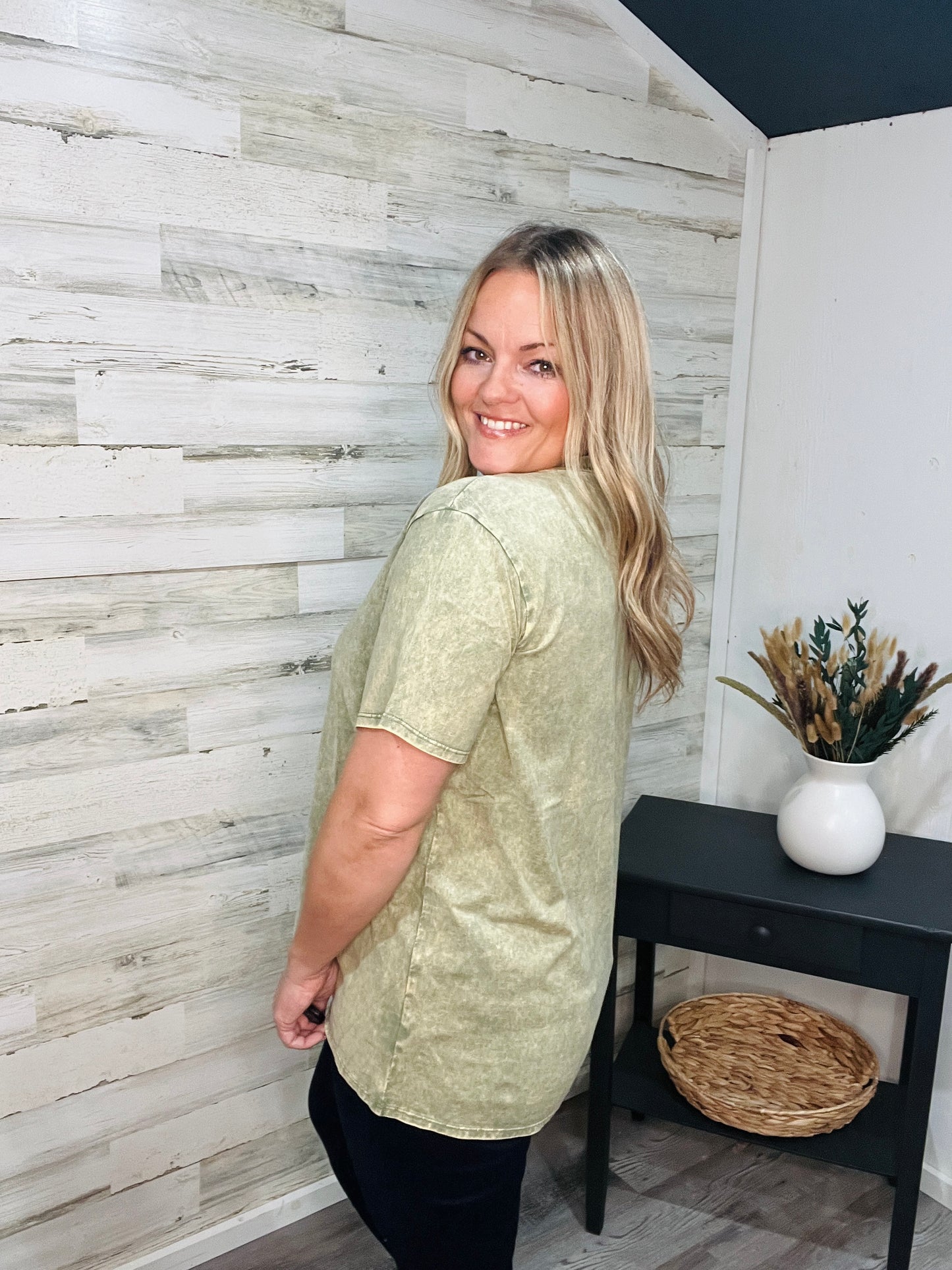 🤍Jamison Jade Washed Tee