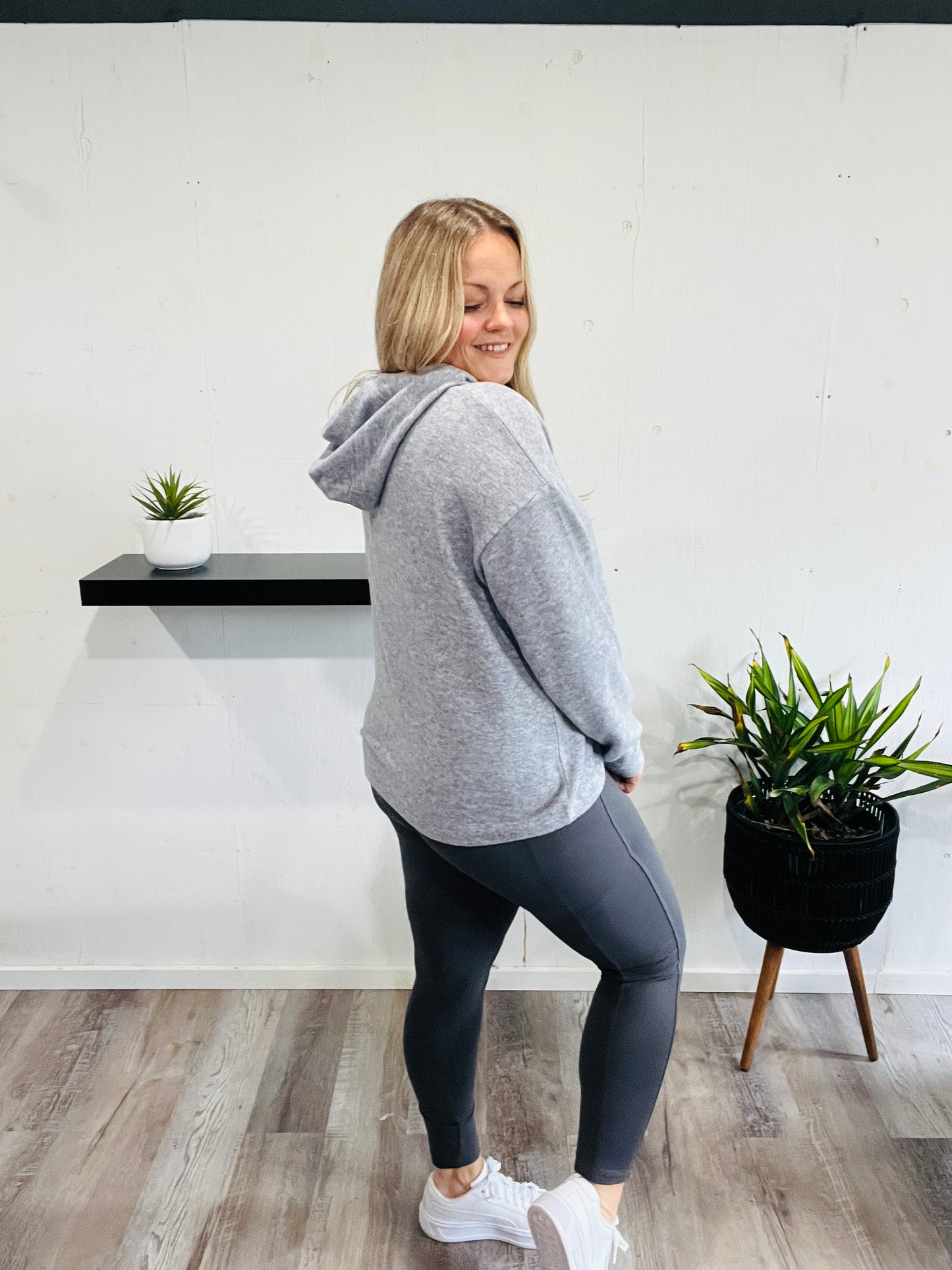 🤍Asher Gray Hooded Sweater