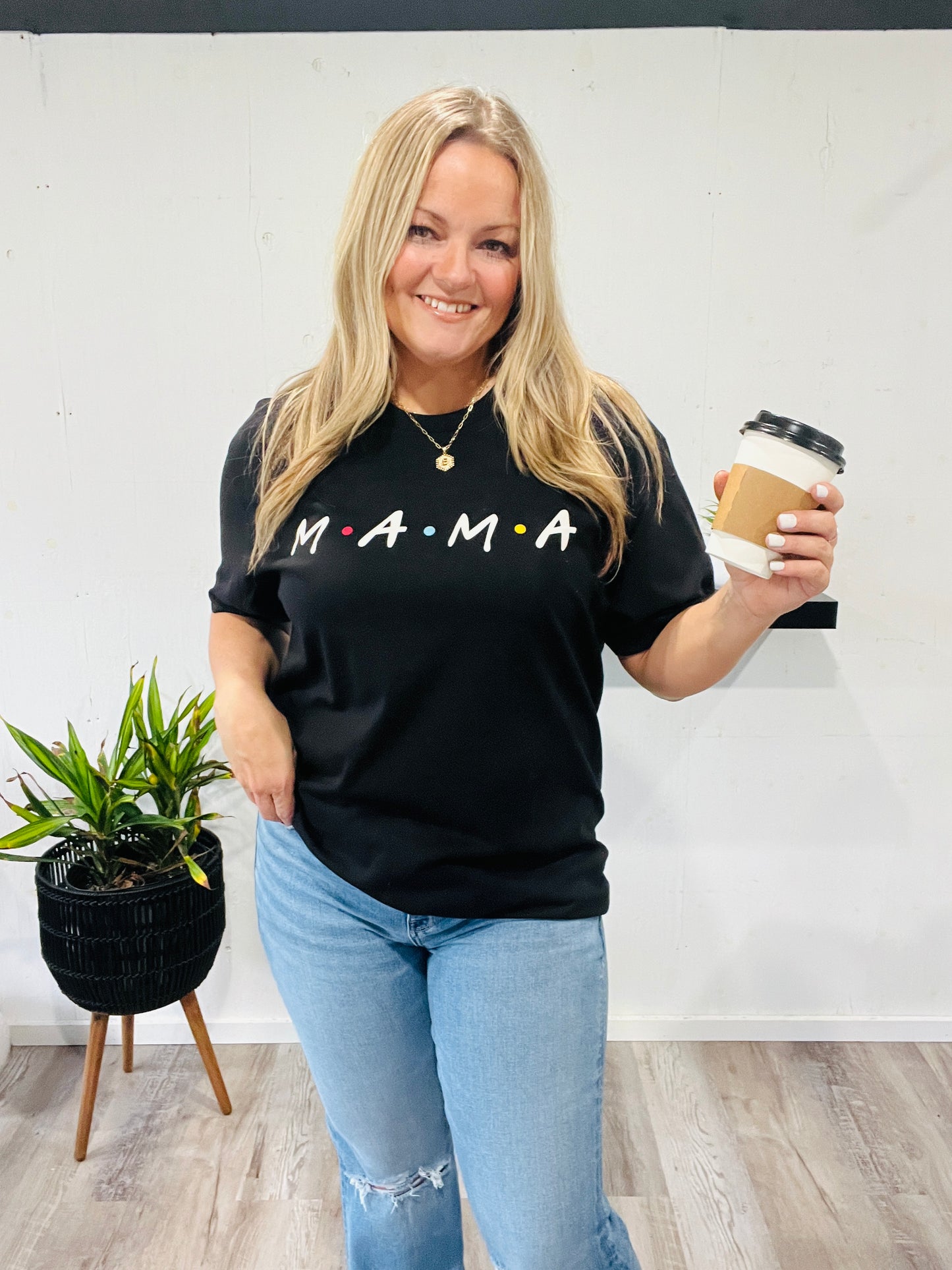š¤Mama Friends Comfy Graphic