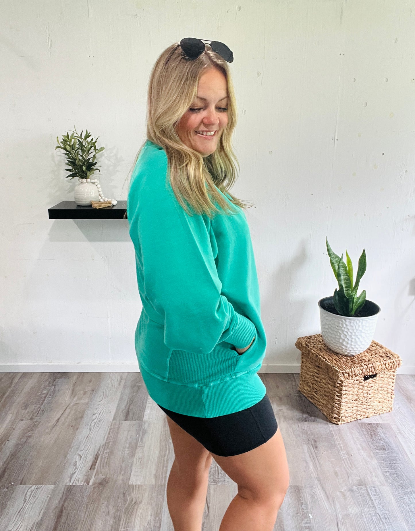 π€ Kelly Fresh Green French Terry Pullover