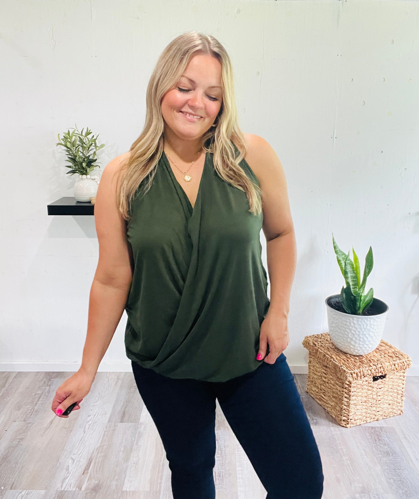 🤍Fresh Cut Greens Halter