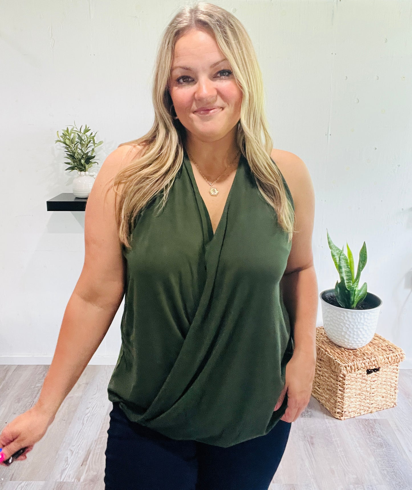 🤍Fresh Cut Greens Halter