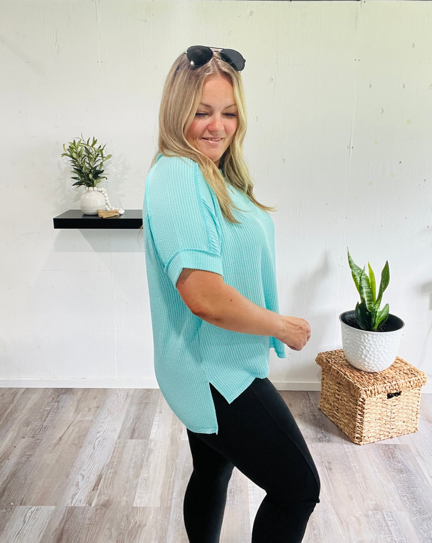 π€ The Fresh Mint Ribbed Elevated Top