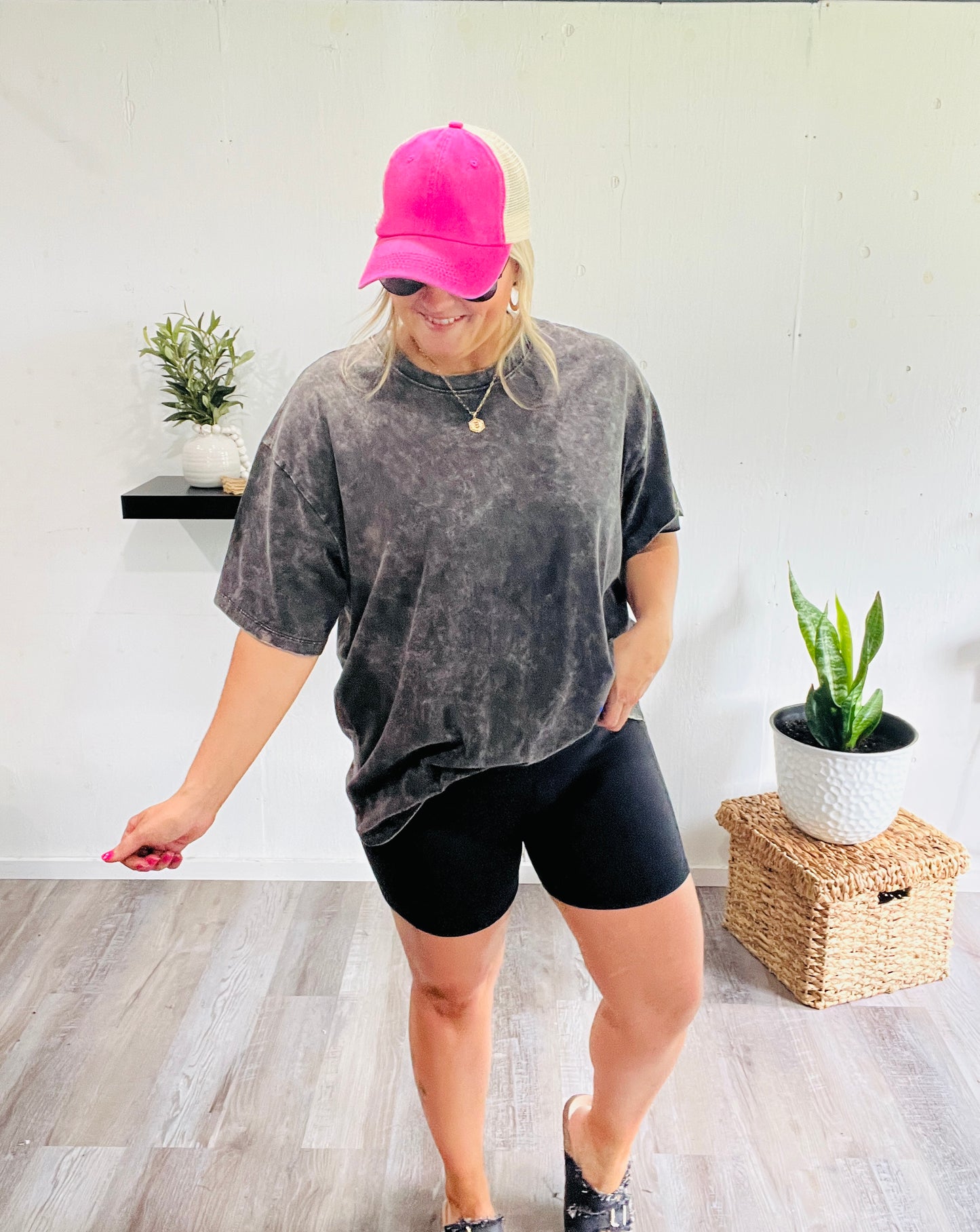 🤍 Ready to Go Washed Tee
