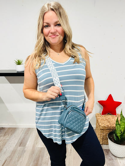 🤍Dusty Blue Quilted Crossbody