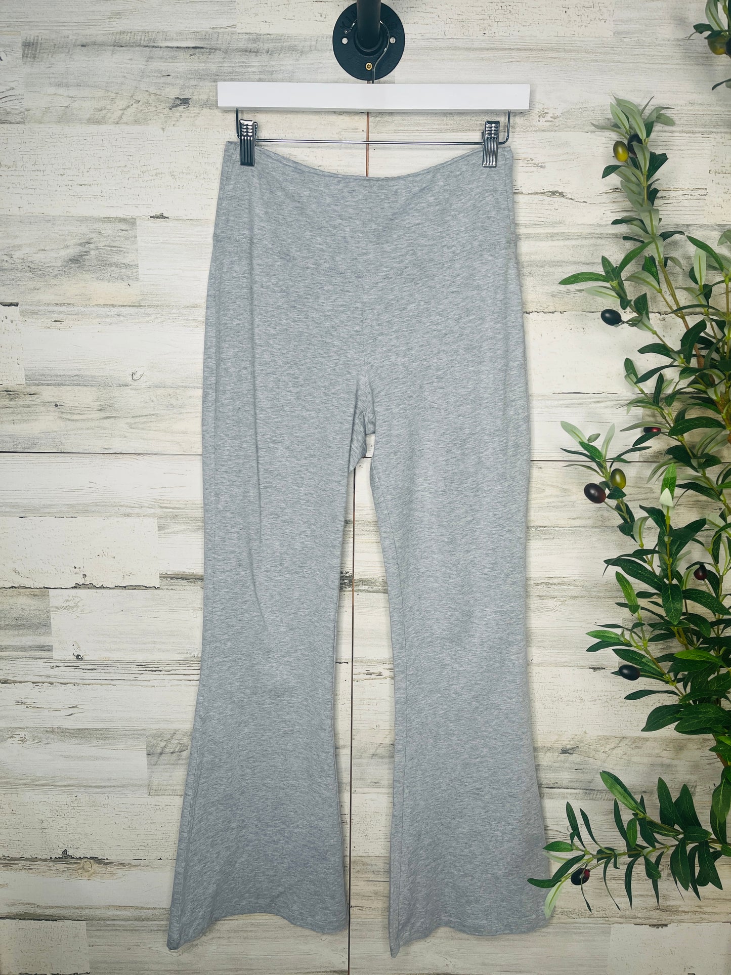 Off-Duty Yoga Flare
