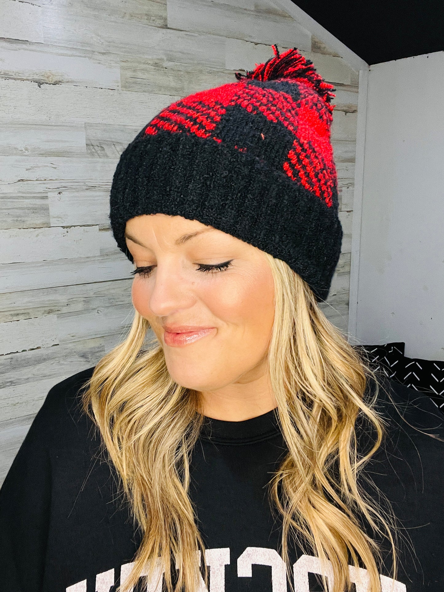 🤍 Red Buffalo Plaid Knit Beanie