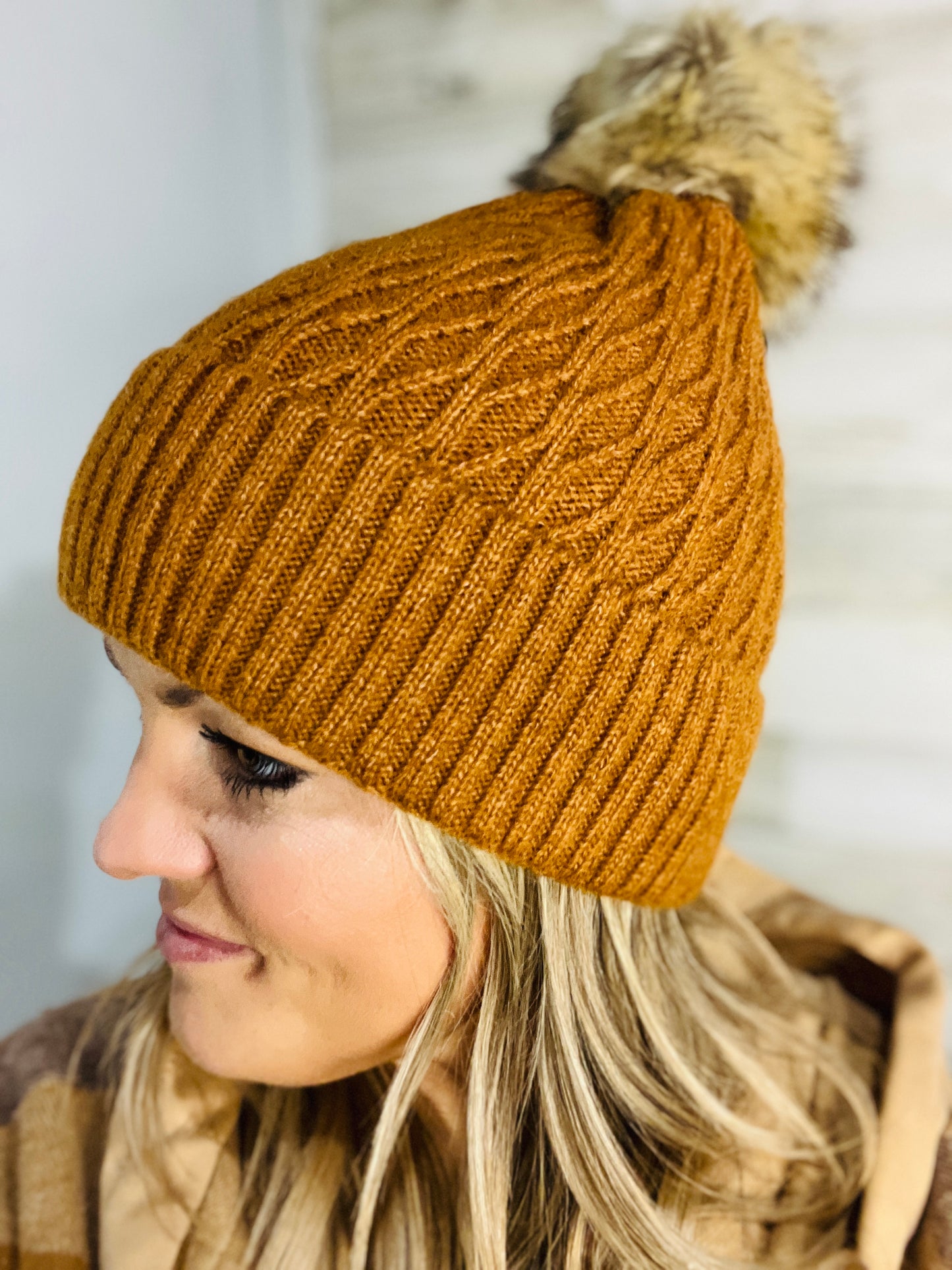 🤍 Chestnut Honeycomb Pattern Beanie