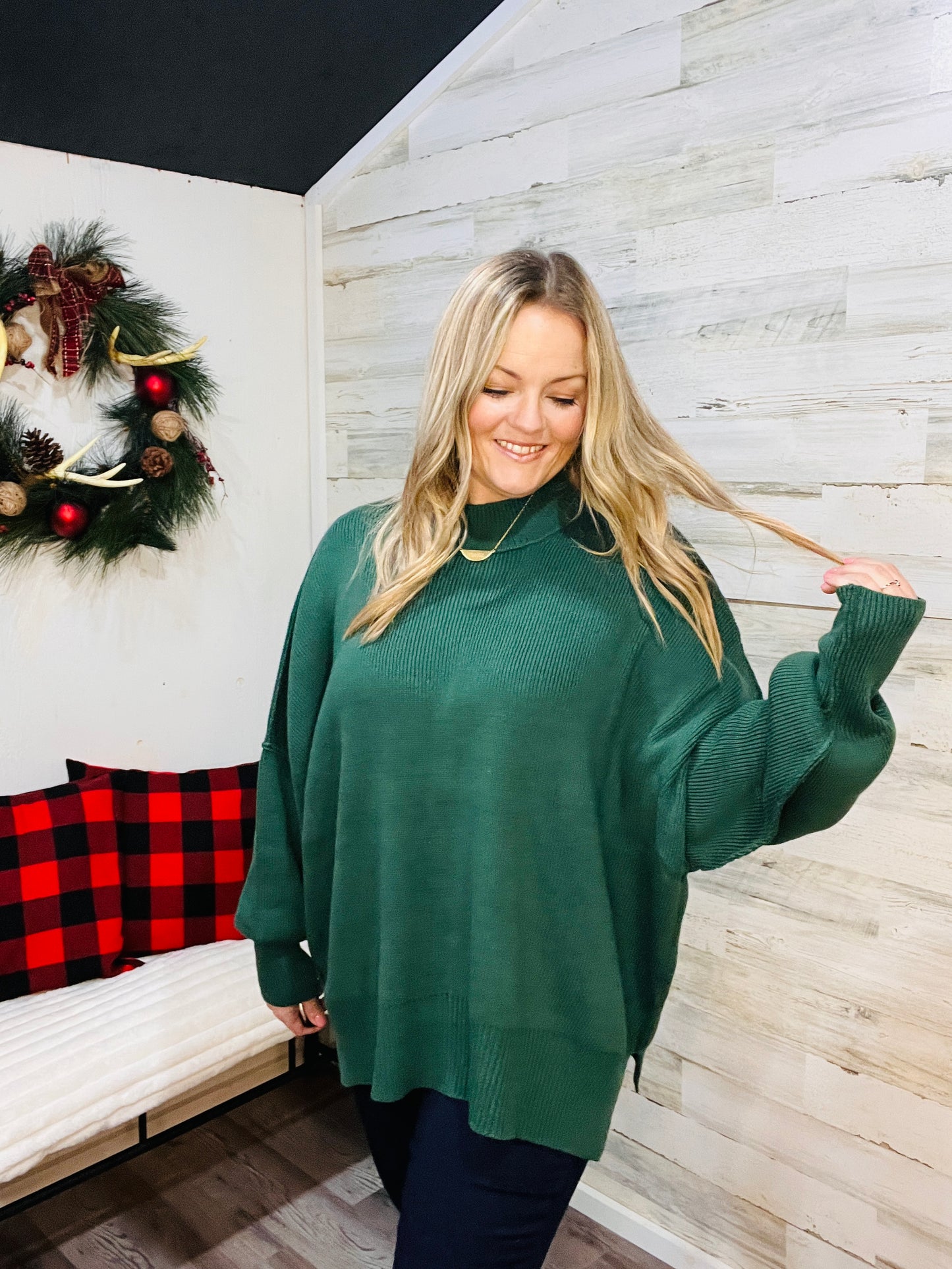 🤍 Evergreen Cozy Season Sweater