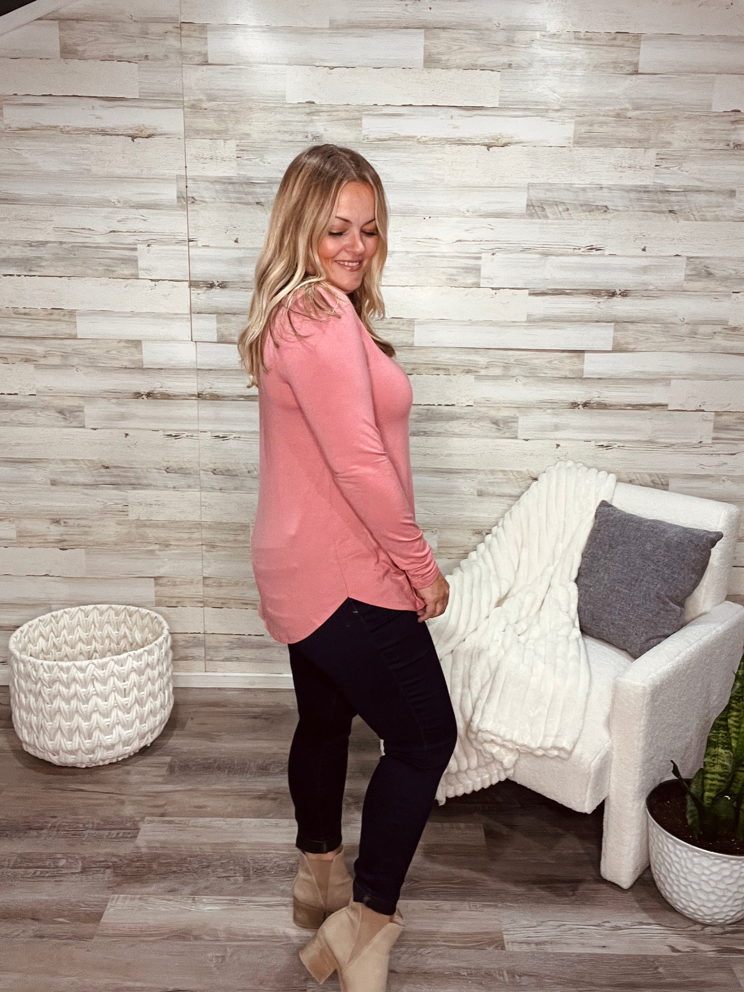 Humble Me Winter Rose Staple
