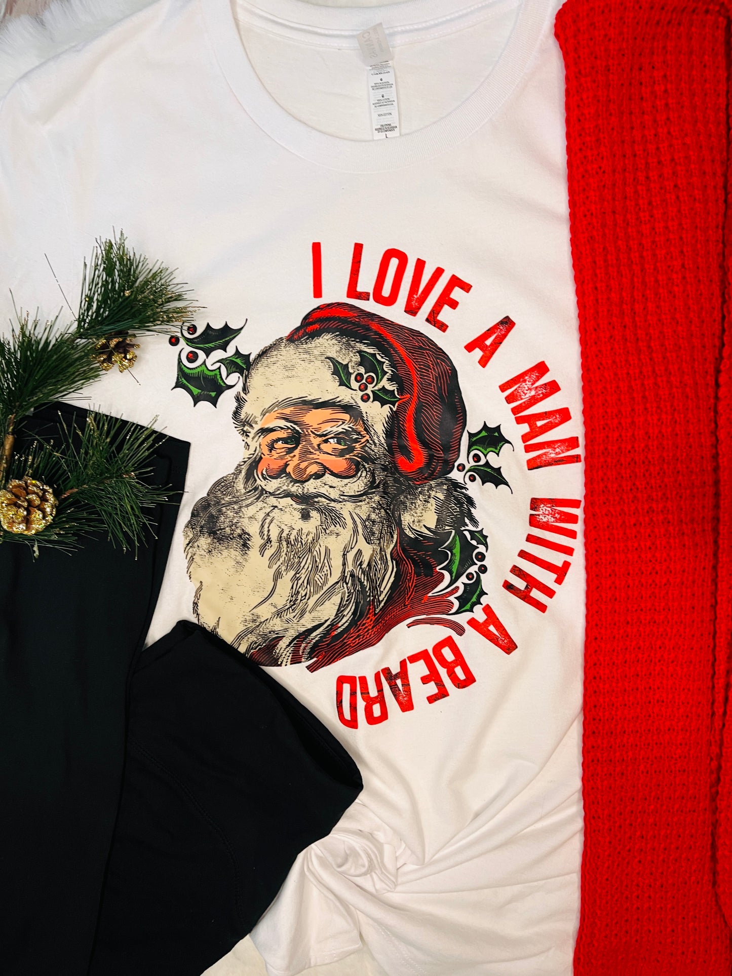 🤍 Santa "I Love A Man With A Beard" Tee