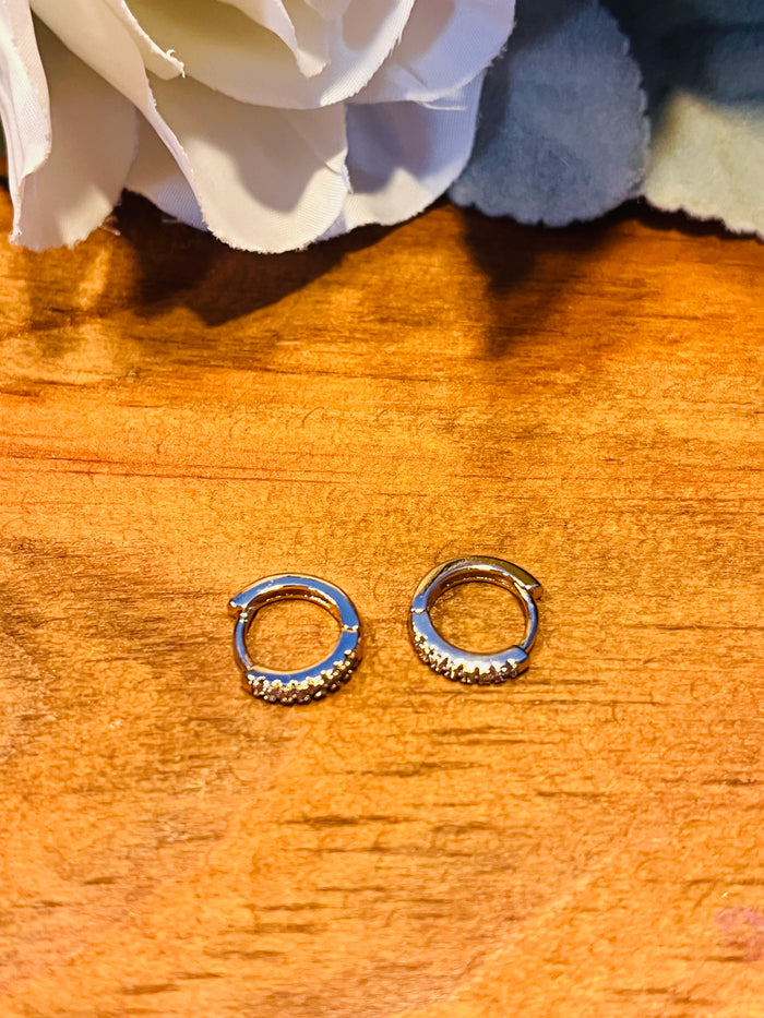 🤍 16K Gold Filled Cubic Zirconia Huggies