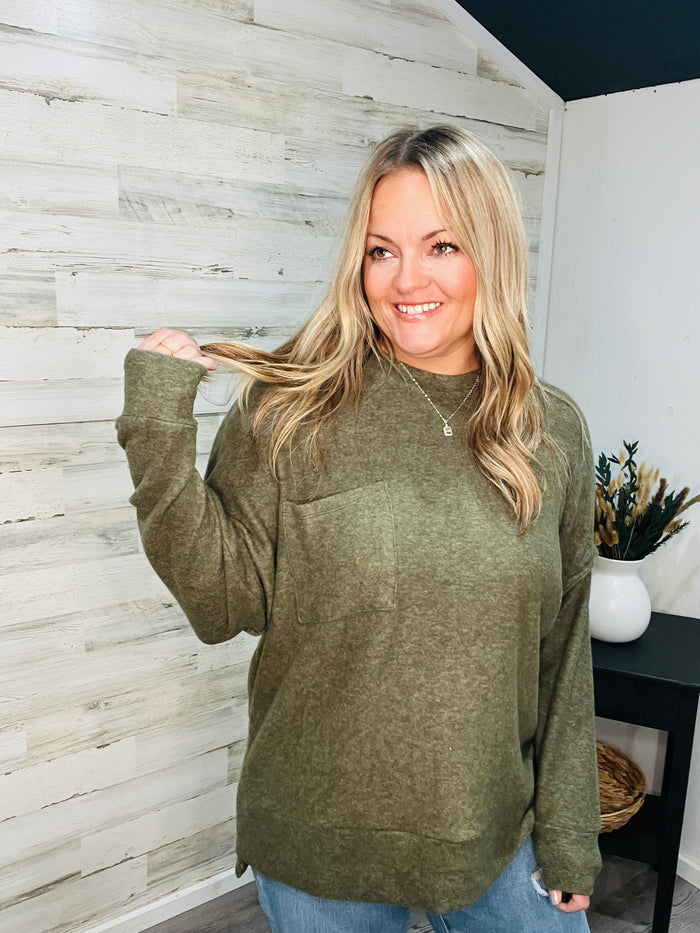 🤍Mossy Green Pullover