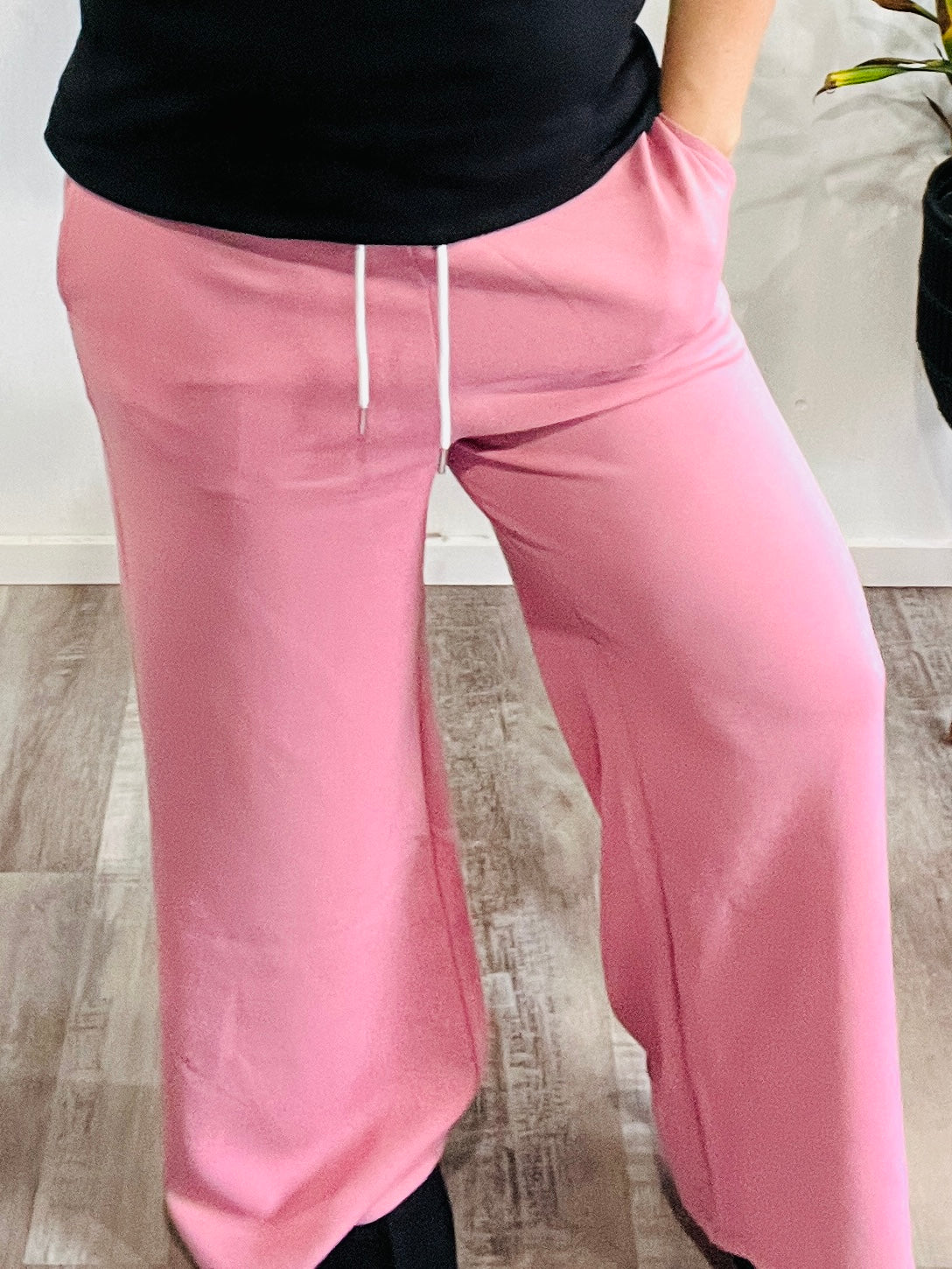 🤍Dusty Rose Live In Scuba Sweats